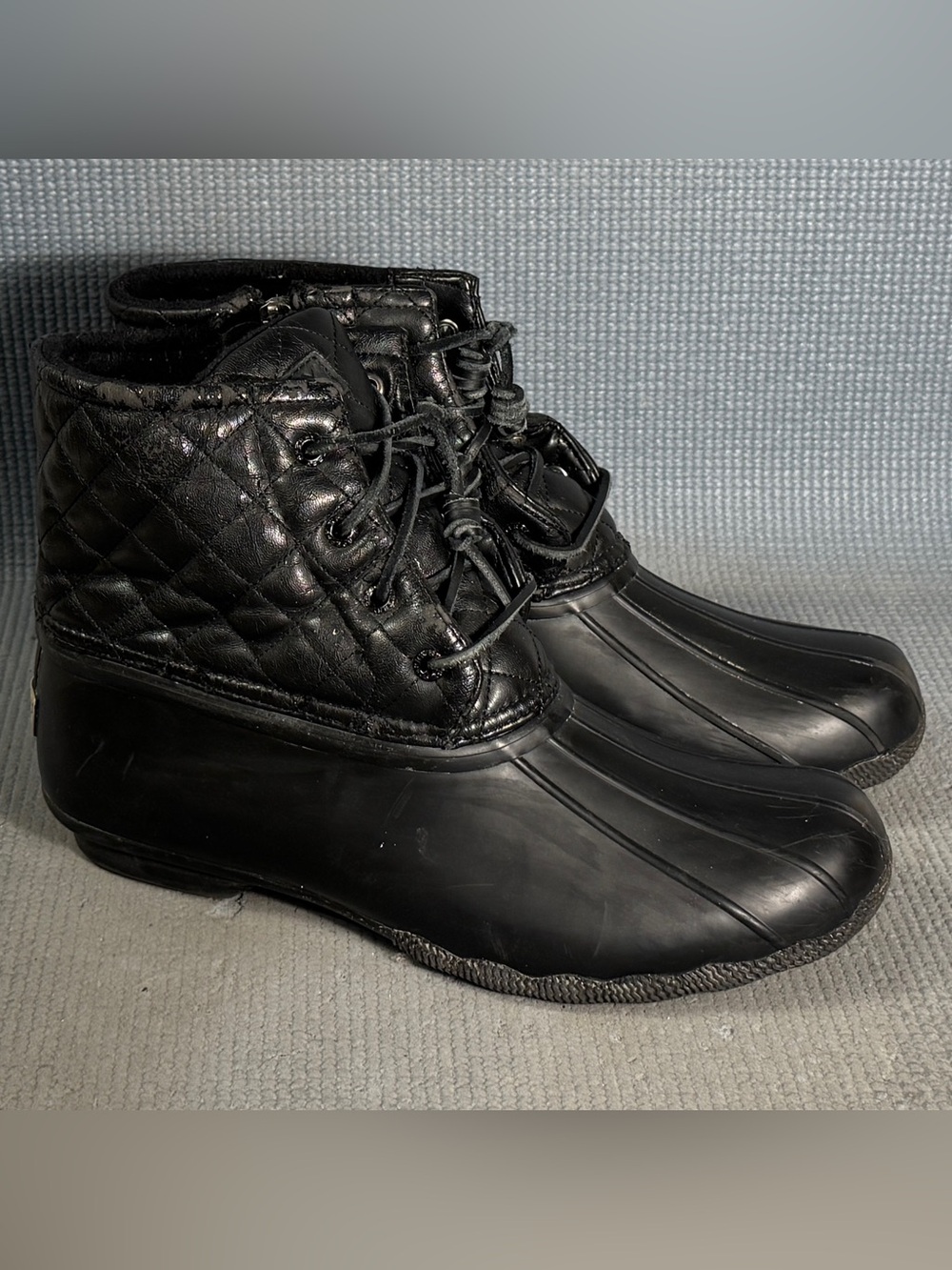 Sperry Women's Saltwater Luxe Quilted Duck Black Boots Size 10